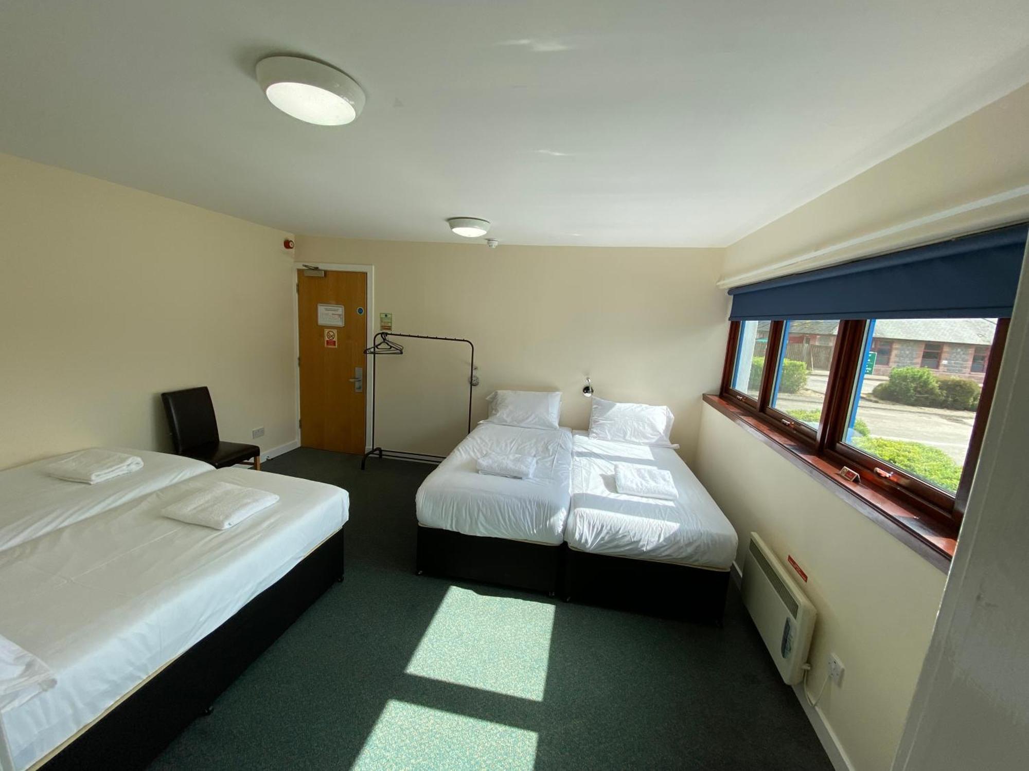Waterfront Lodge - Accommodation Only Fort William Phòng bức ảnh