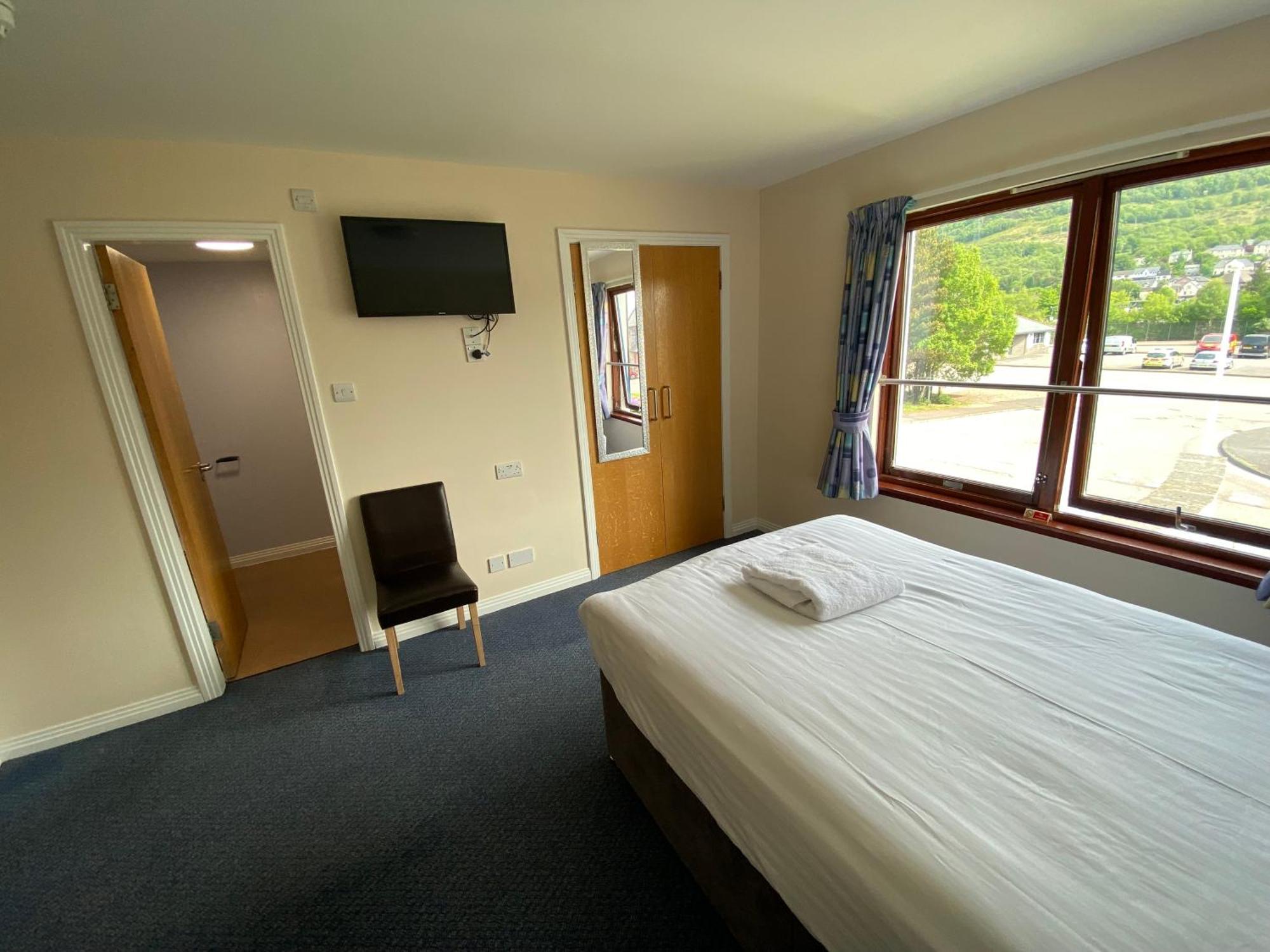 Waterfront Lodge - Accommodation Only Fort William Phòng bức ảnh